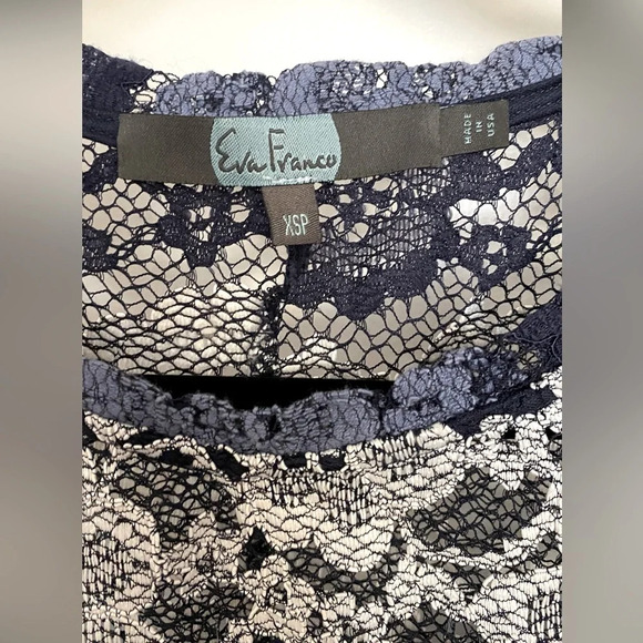 Eva Franco (Anthropologie) Navy Lace Short Sleeve Peplum Size XSP - Picture 7 of 8